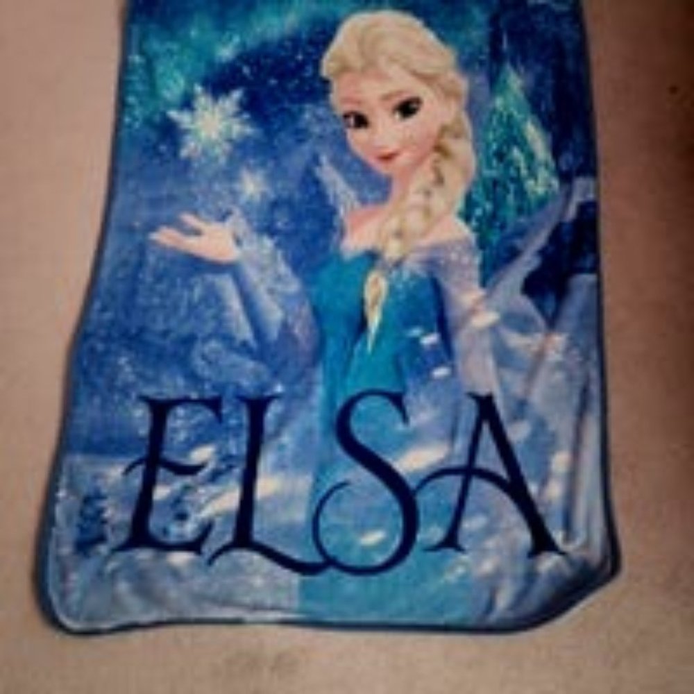 Frozen Elsa throw